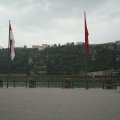 Hinter dem Rhein die Festung Ehrenbreitstein.