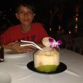 Pina Colada in der Cocosnuss serviert!