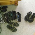 Tasche packen: meine Schuhe rechts- ihre Schuhe links :o ;)