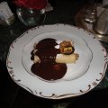 Palatschinken mit Walnussfüllung und Schokosauce :)