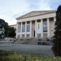 Eine der vielen Universitäten in Budapest.