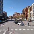 Avinguda Diagonal, die längste Straße Barcelonas, führt einmal diagonal vom Meer zum Stadtrand