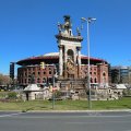 Plaza de España, im Hintergrund die ehemalige Stierkampfarena