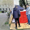 Aktivisten auf dem Placa de Catalunya