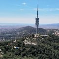 Der Fensehturm, entworfen von Sir Norman Foster.