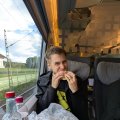 20250903_1808_nadja